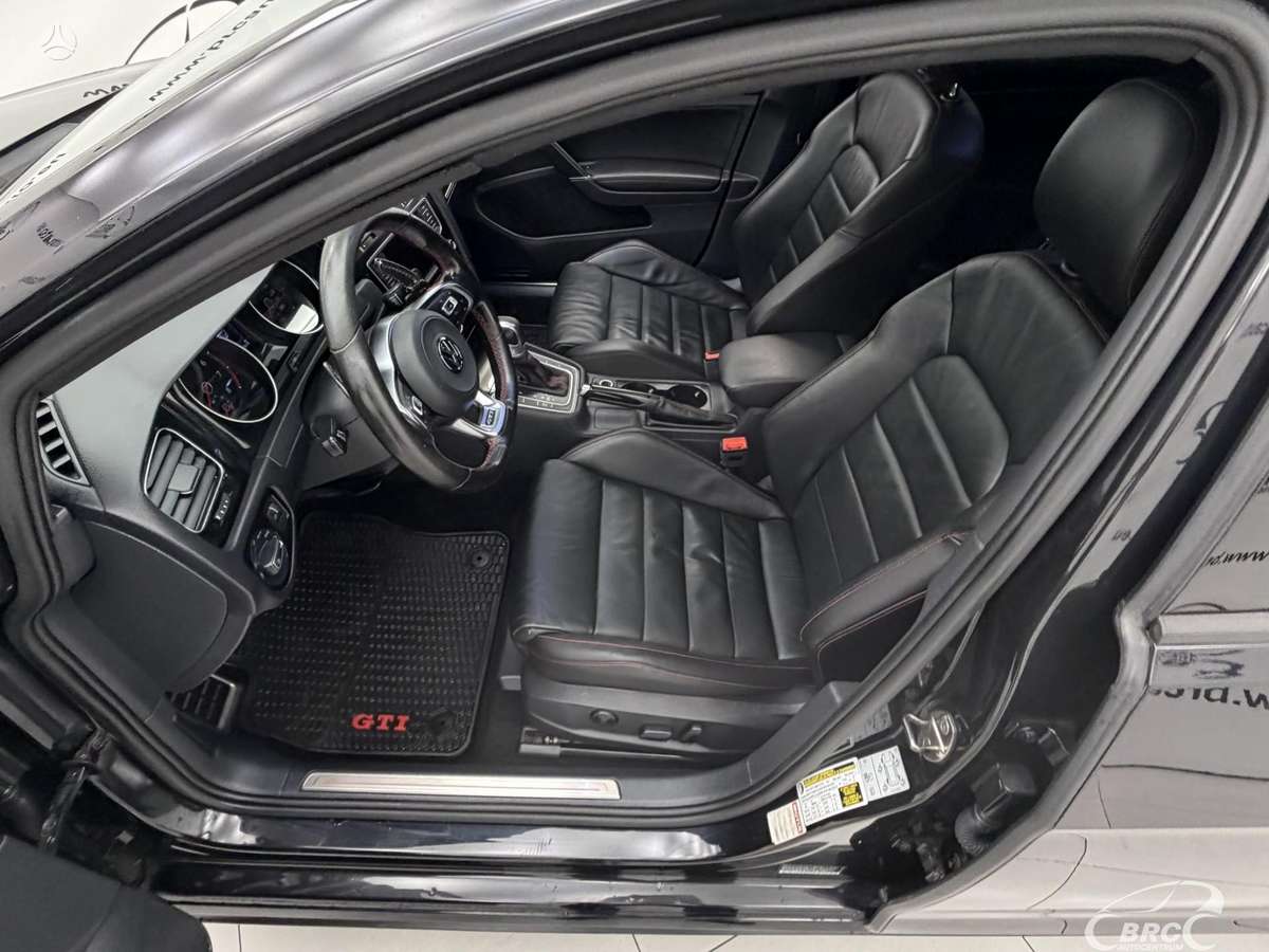 Volkswagen Golf, 2.0 l., hečbekas
