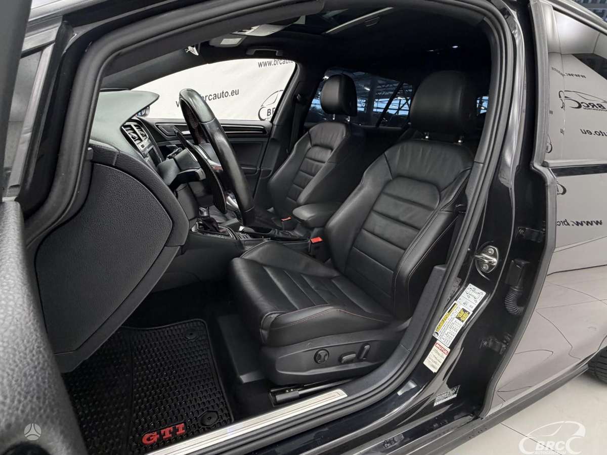 Volkswagen Golf, 2.0 l., hečbekas