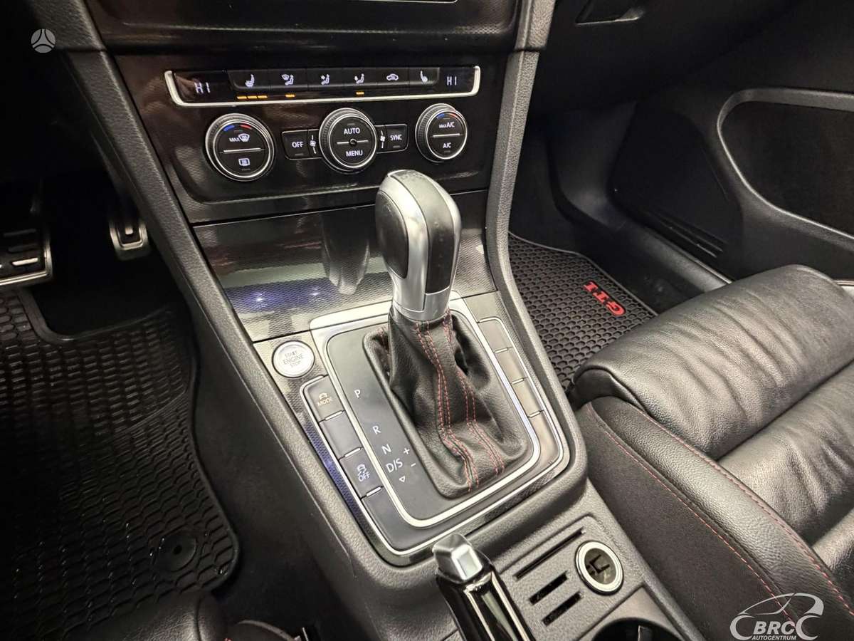Volkswagen Golf, 2.0 l., hečbekas