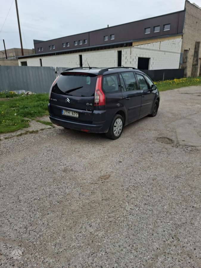 Citroen C4 Picasso for parts