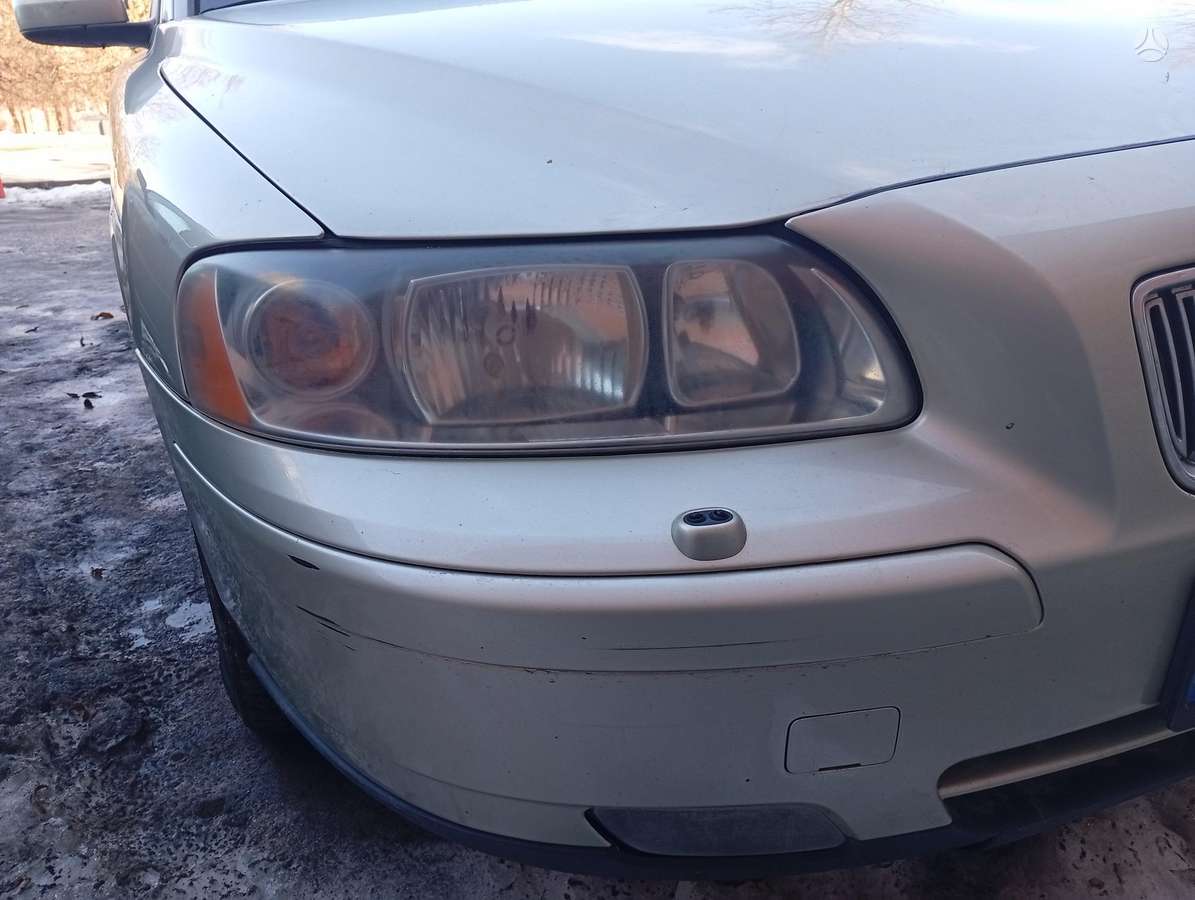 Volvo V70 dalimis. Hu650