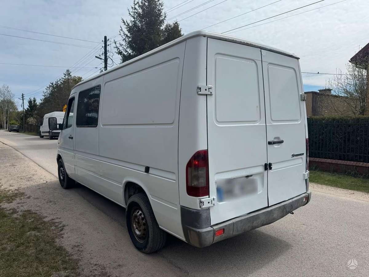 Mercedes-Benz Sprinter