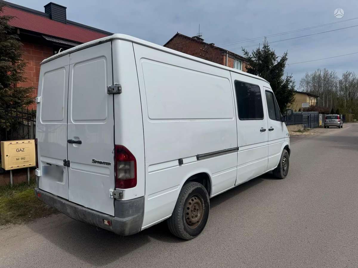 Mercedes-Benz Sprinter