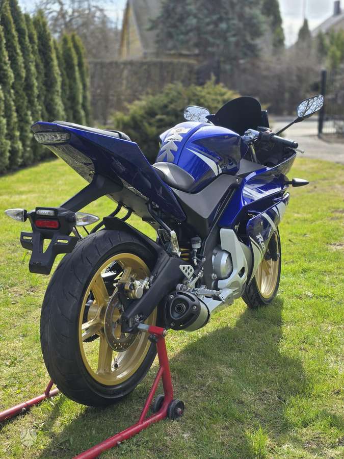 Yamaha YZF 125cc, superbikes