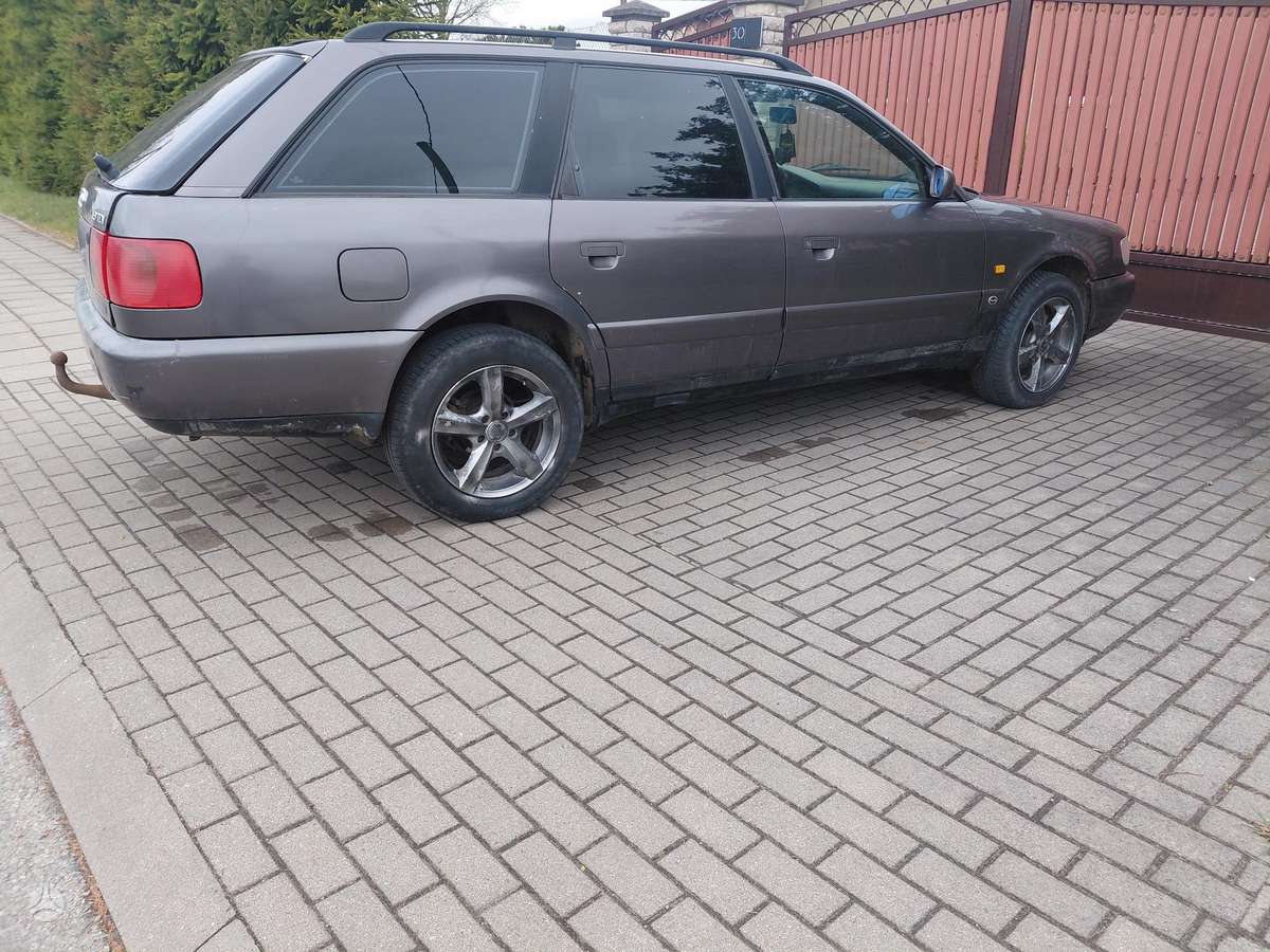 Audi A6, Yuu, Variklis geras