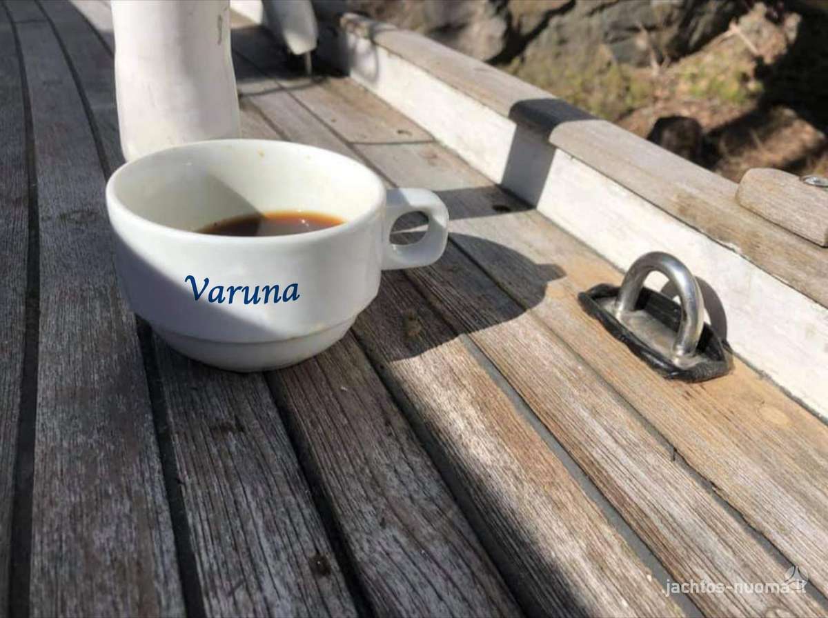 Švedija Vindo 40, килевые яхты
