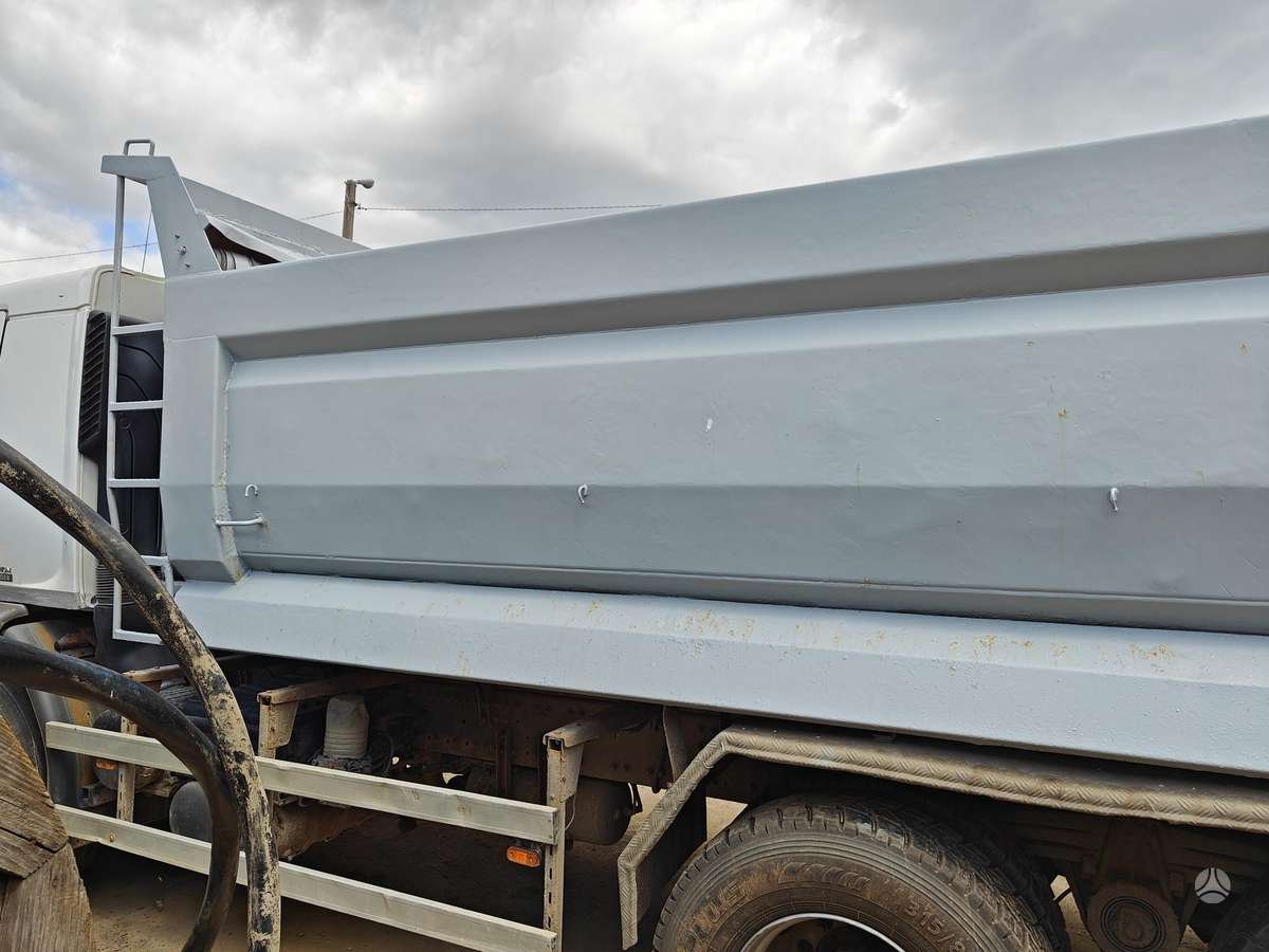 Renault Premium 370.26, самосвалы