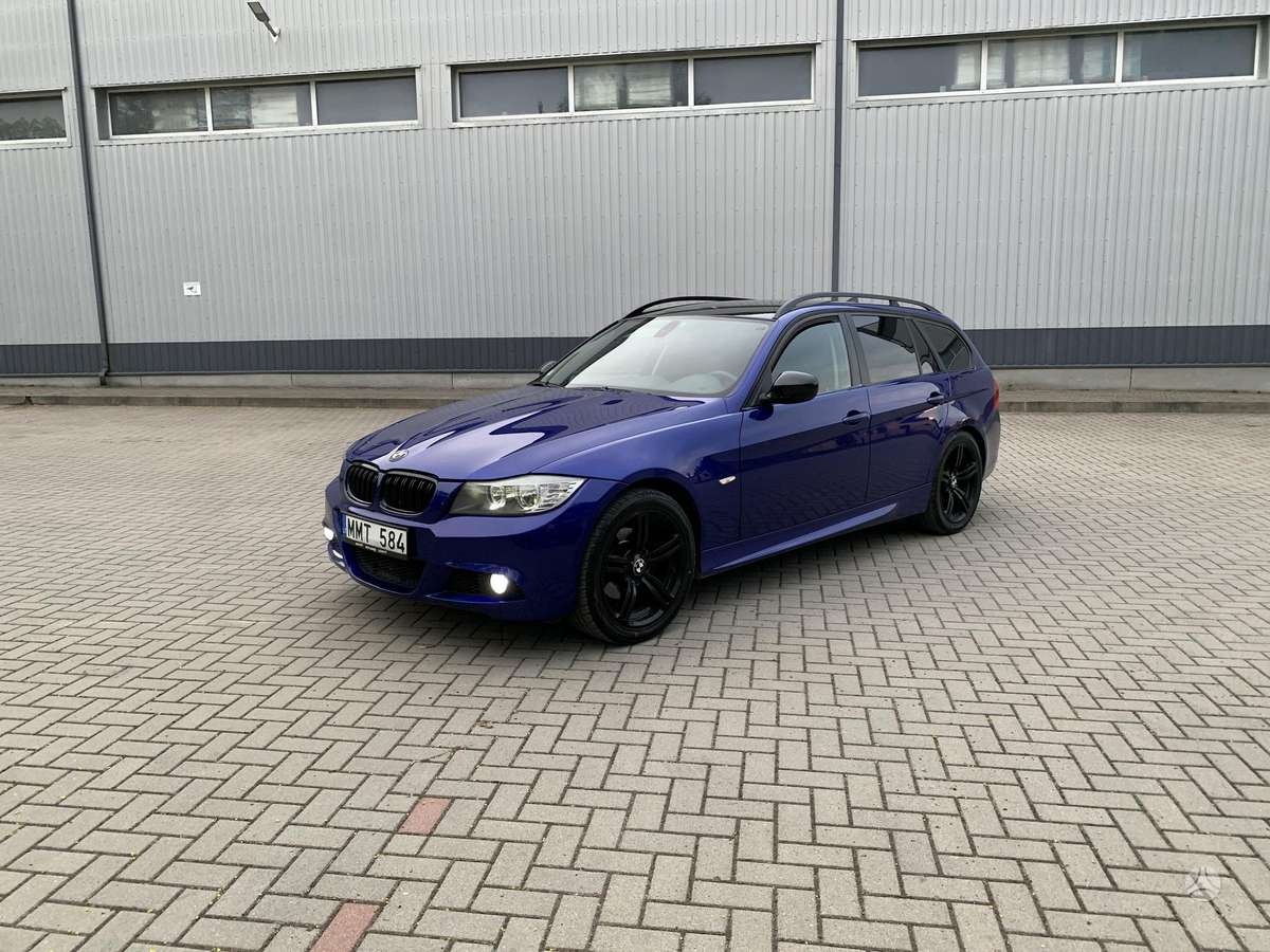 BMW 318, Универсал
