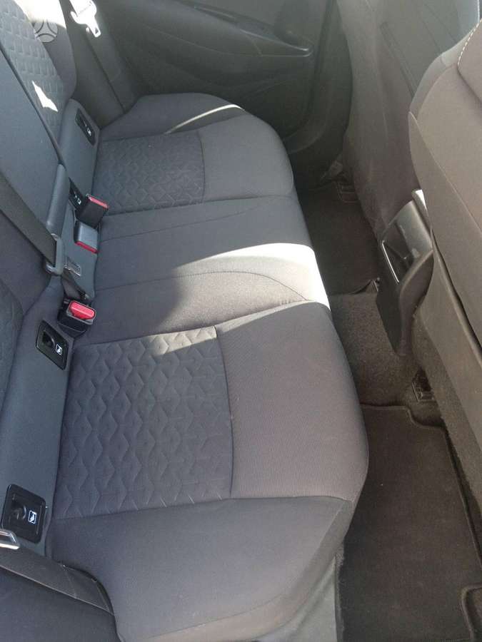 Toyota Corolla, 1.2 l., hatchback