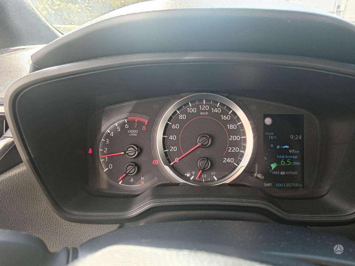 Toyota Corolla, 1.2 l., hatchback