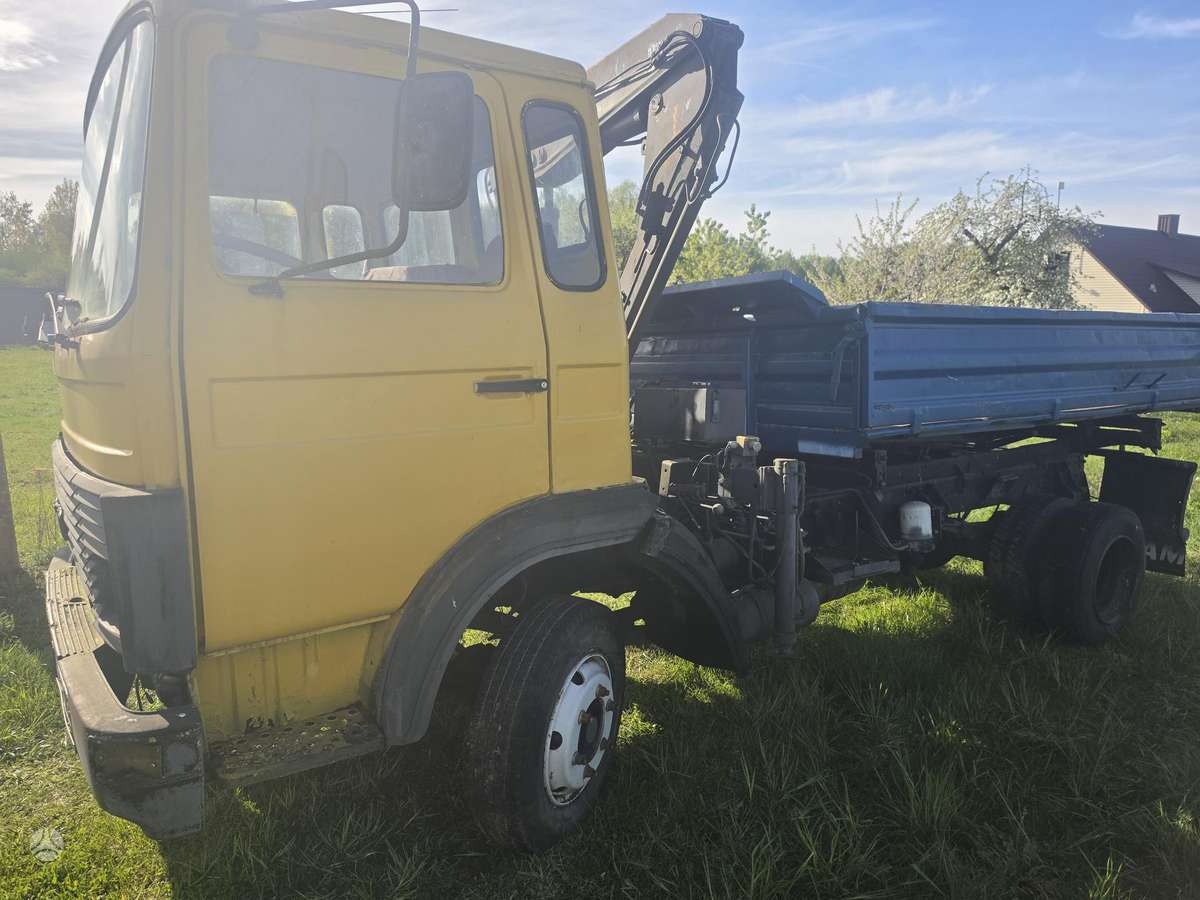Iveco 90-13, самосвалы с краном