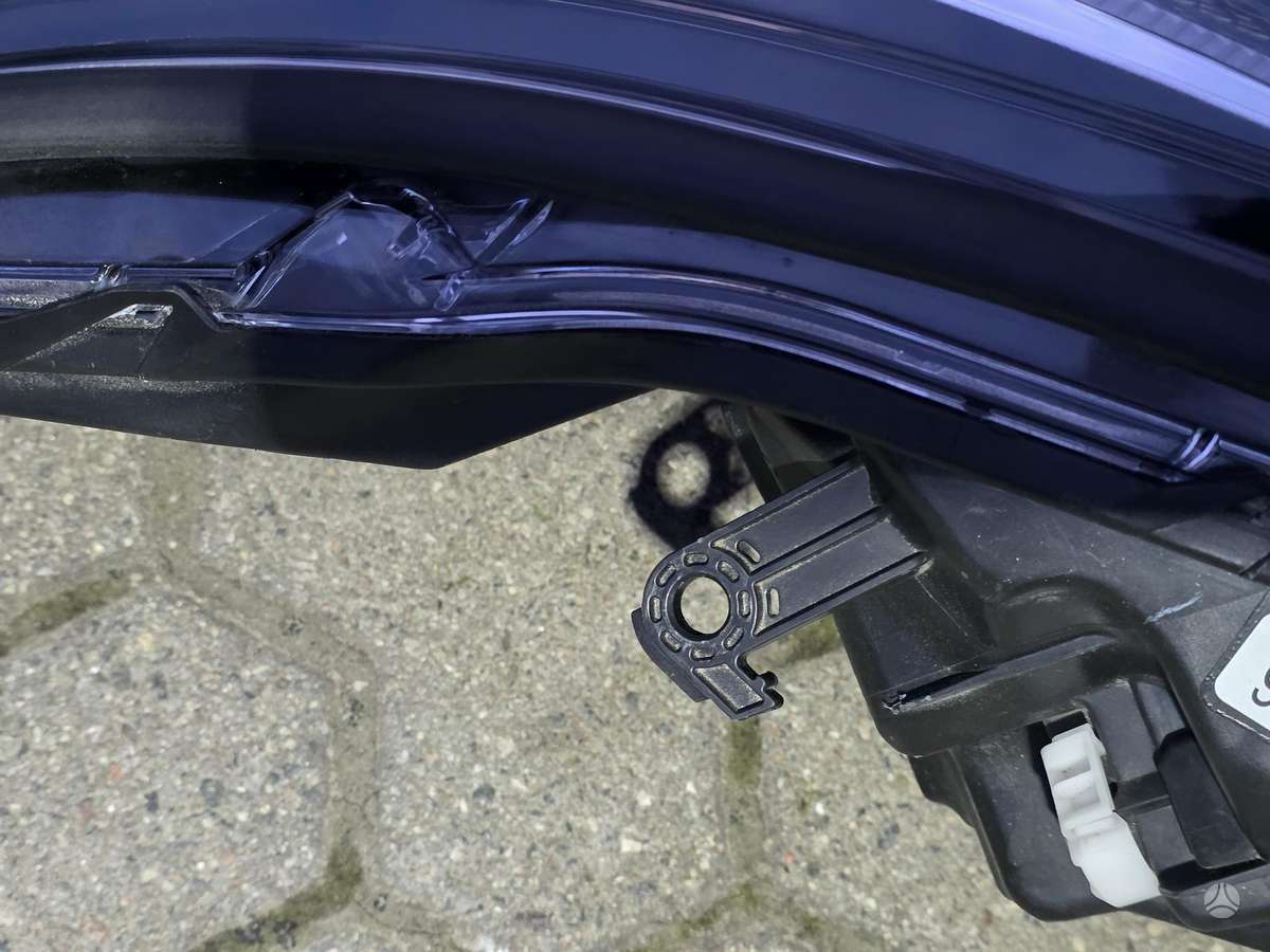Subaru Outback kėbulo dalys
