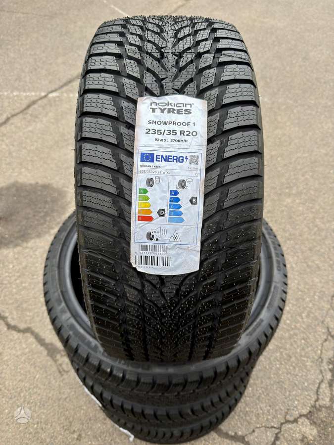 Nokian Snowproof 1, winter 235/35 R20