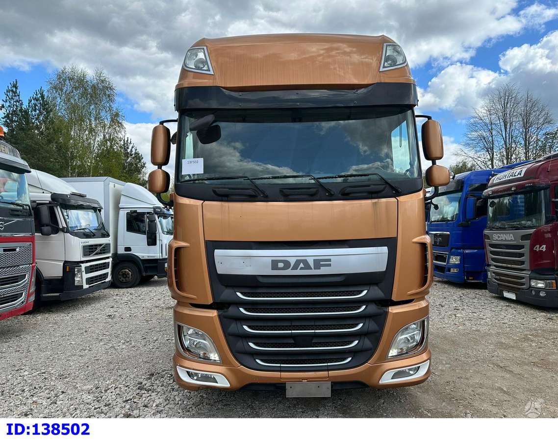 DAF XF106 460 6X2 Retarder, double sleeper