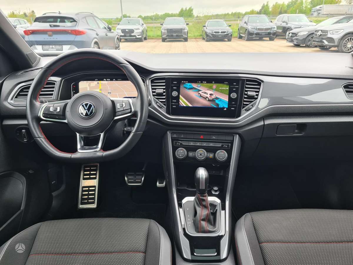Volkswagen T-Roc - 12