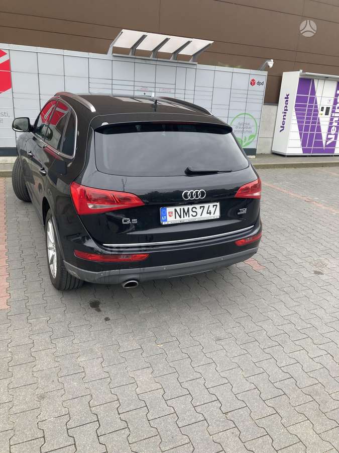 Audi Q5, 2.0 l., Внедорожник / Кроссовер