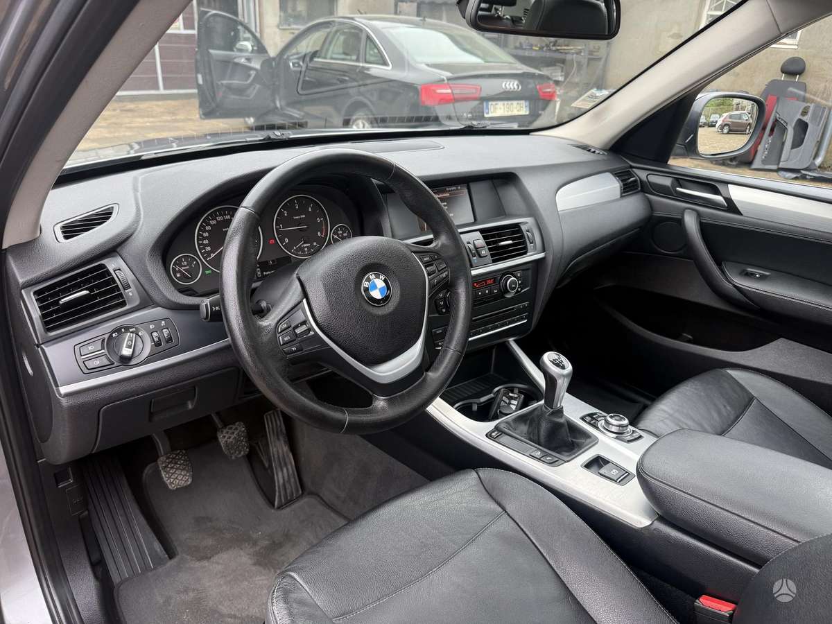 BMW X3, 2.0 l., off-road / crossover