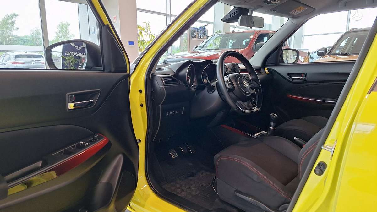 Suzuki Swift, 1.4 l., Хэтчбек