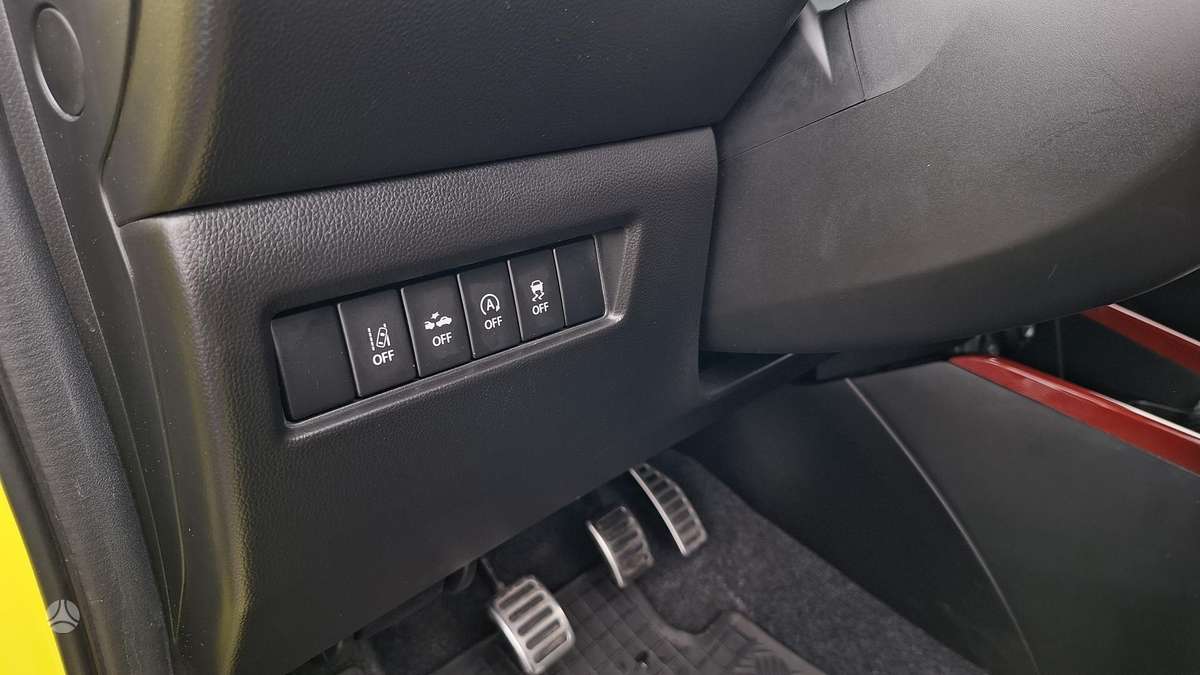 Suzuki Swift, 1.4 l., Хэтчбек