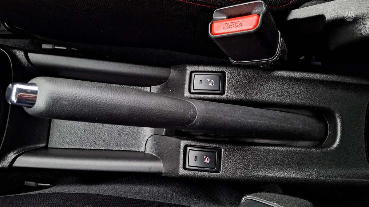 Suzuki Swift, 1.4 l., Хэтчбек