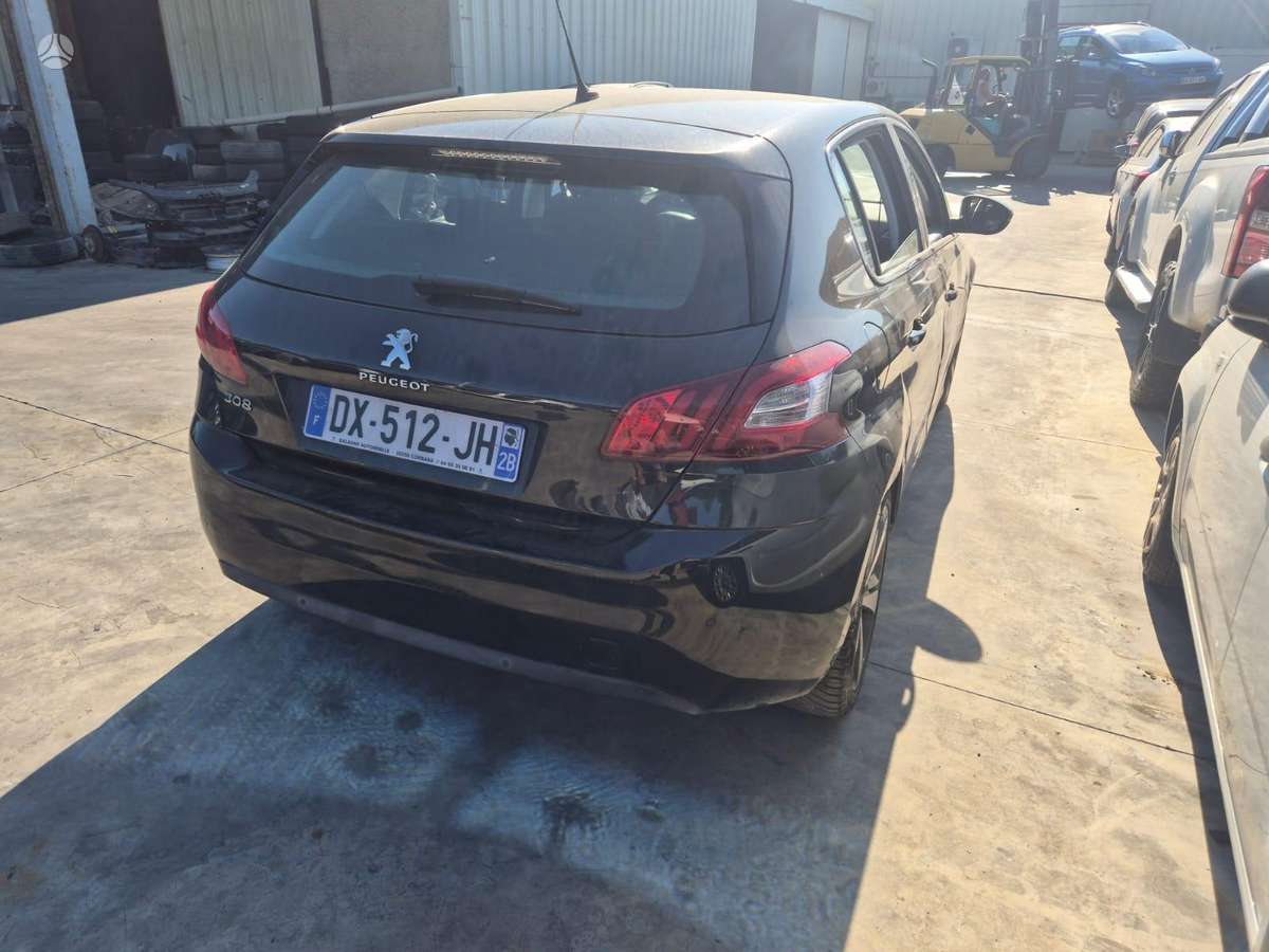 Peugeot 308 по частям