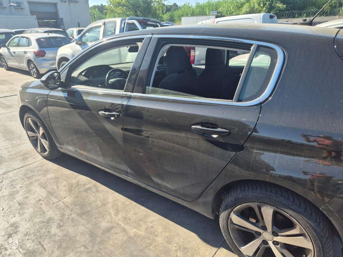 Peugeot 308 по частям