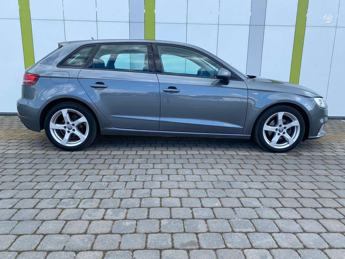 Audi A3, 1.6 l., Хэтчбек