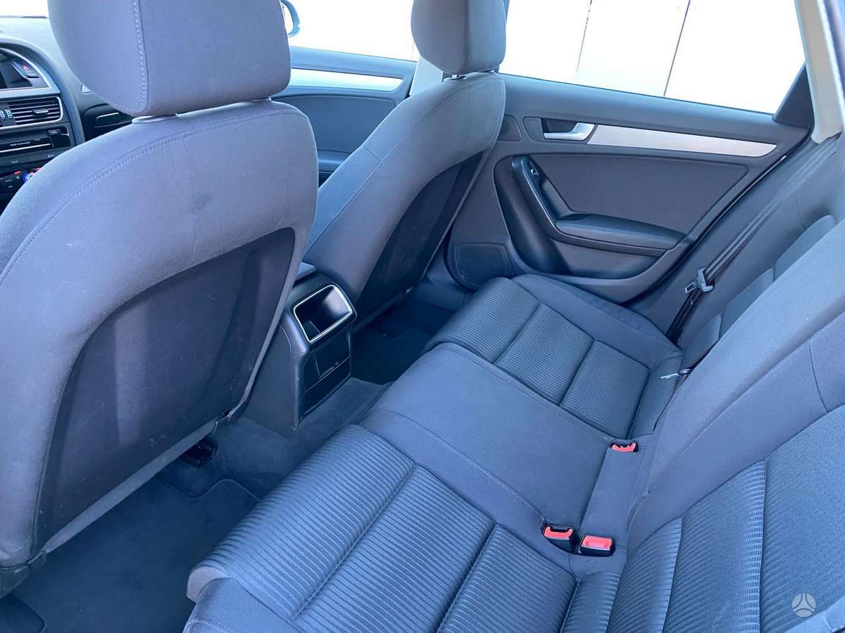 Audi A4, 2.0 l., Универсал