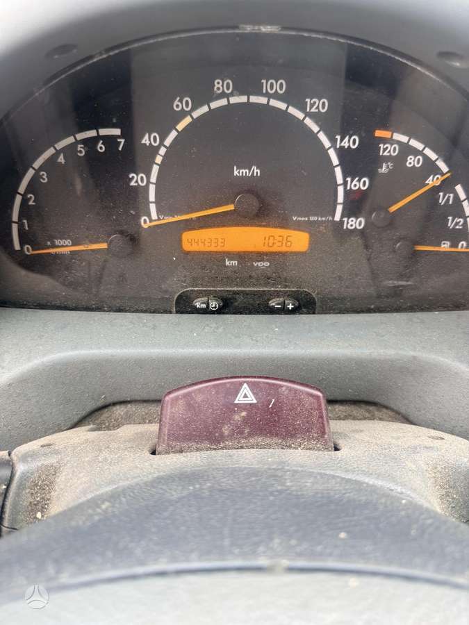 Mercedes-Benz 313 CDI, bortiniai