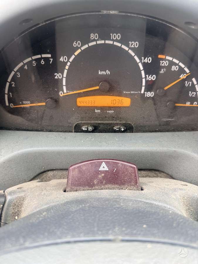 Mercedes-Benz 313 CDI, бортовые