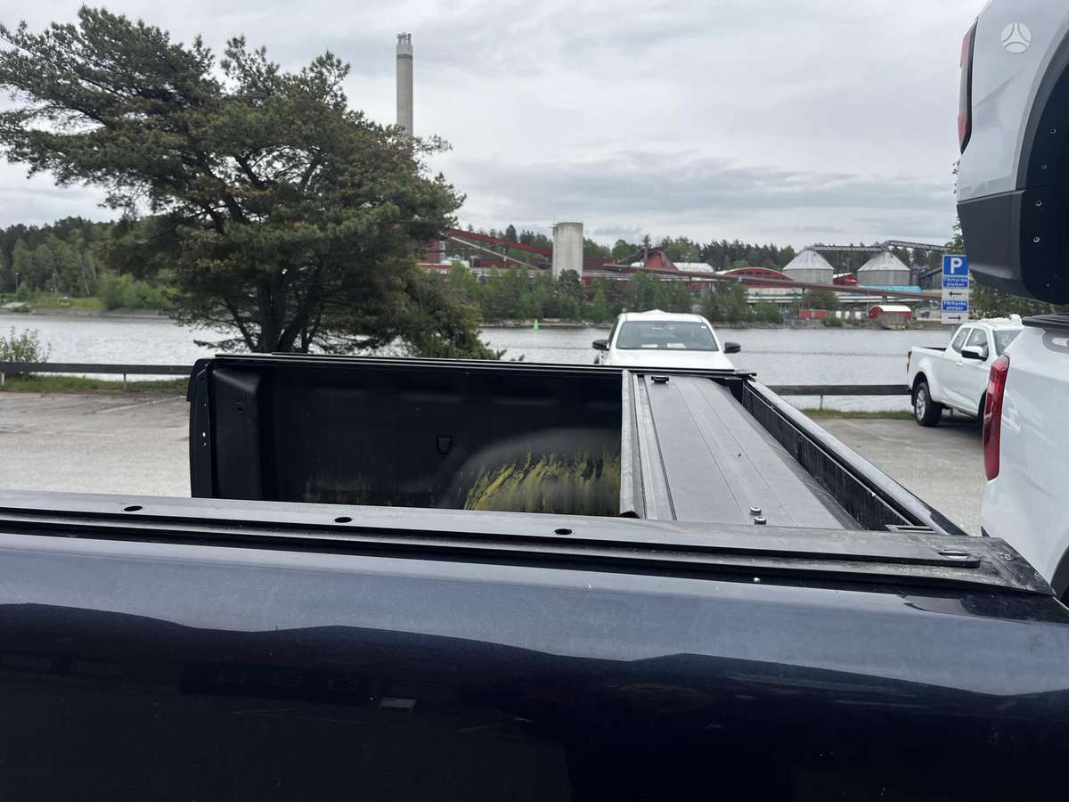 Volkswagen Amarok trim parts