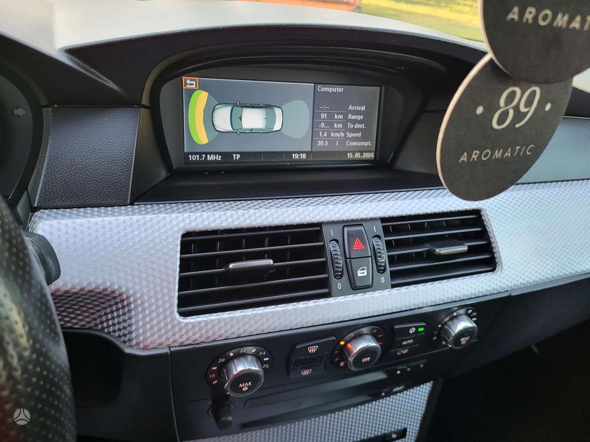 BMW 525, 2.5 l., Седан