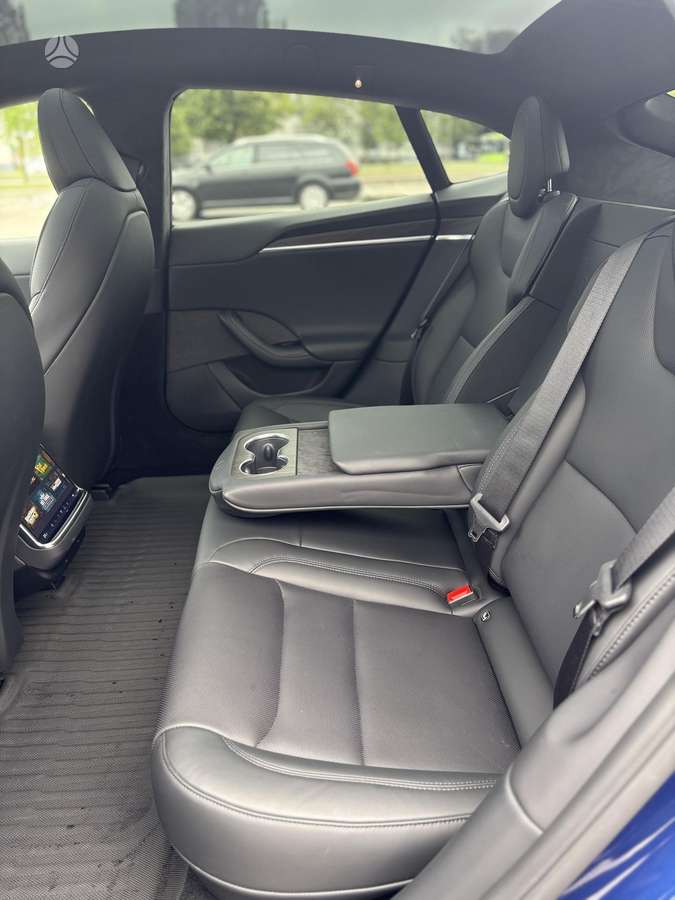 Tesla Model S, 100 кВт·ч, Хэтчбек