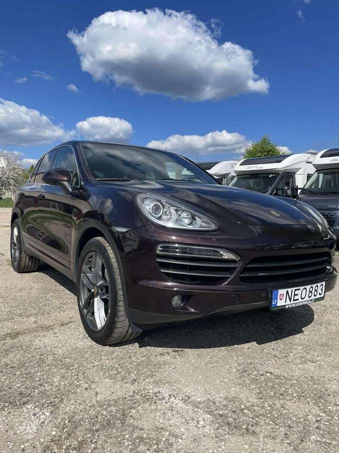 Porsche Cayenne - 4