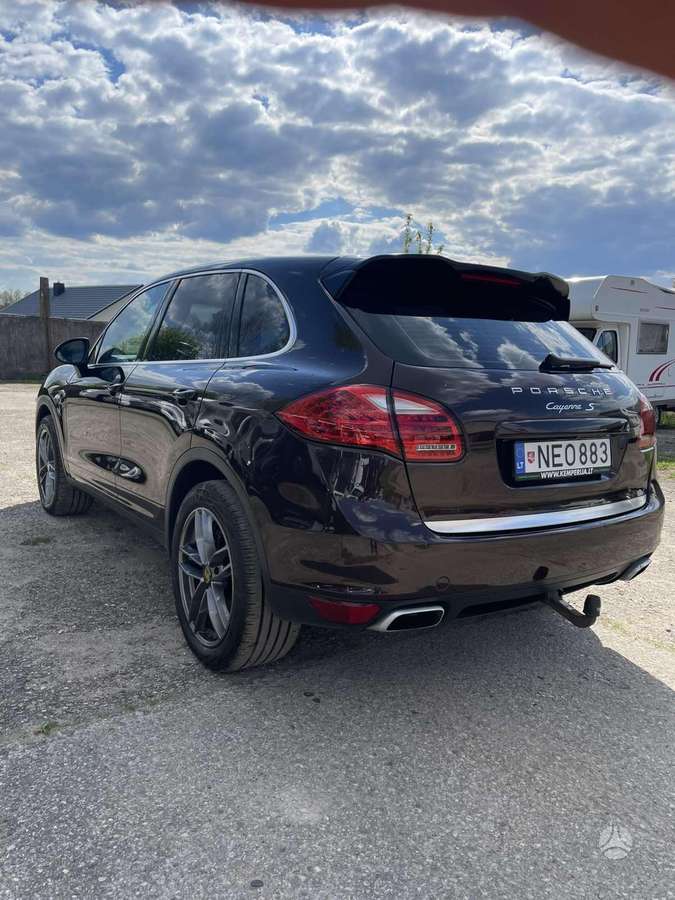 Porsche Cayenne - 9