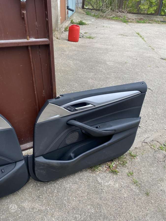 BMW 530 interior parts