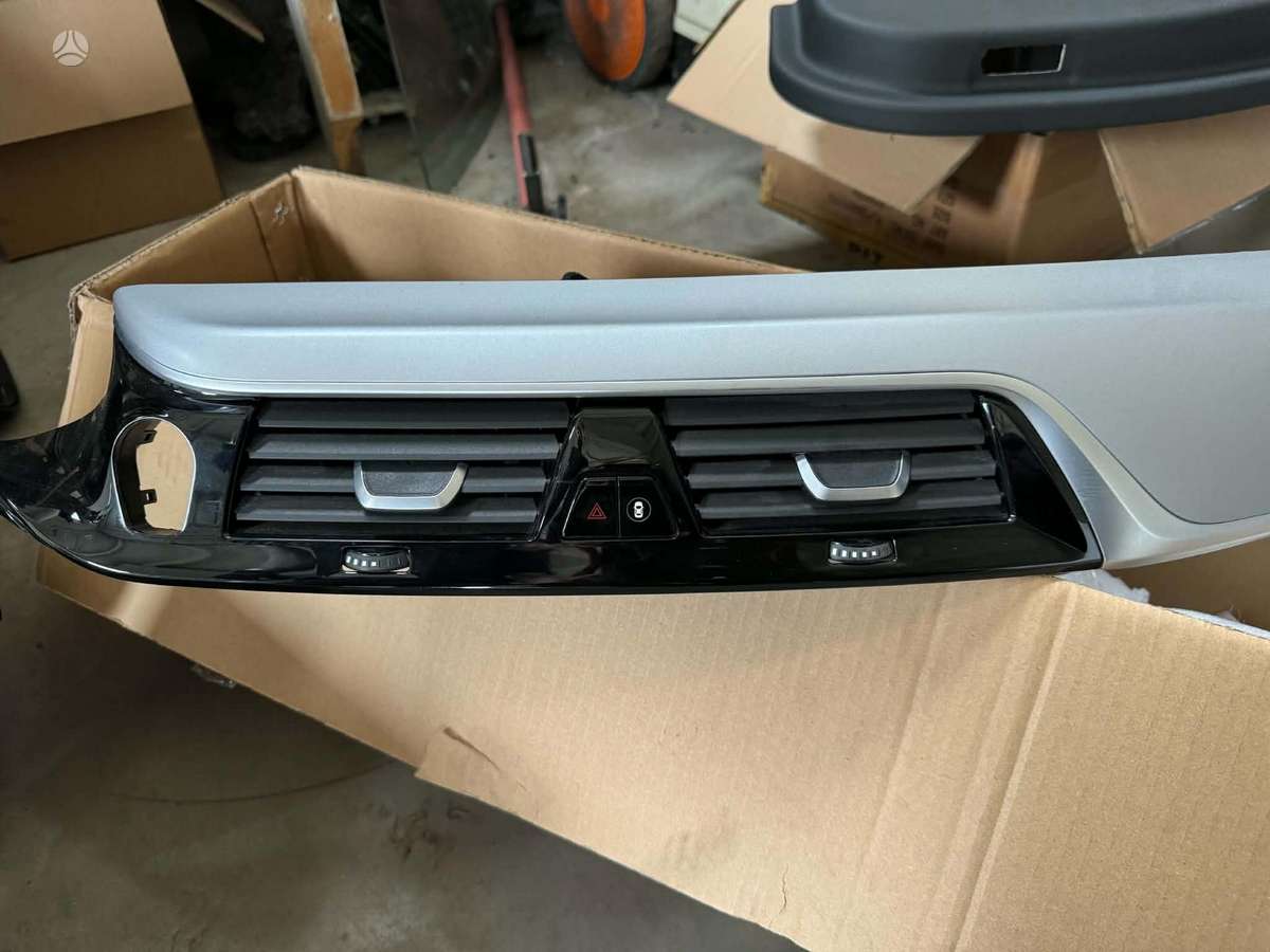 BMW 530 interior parts