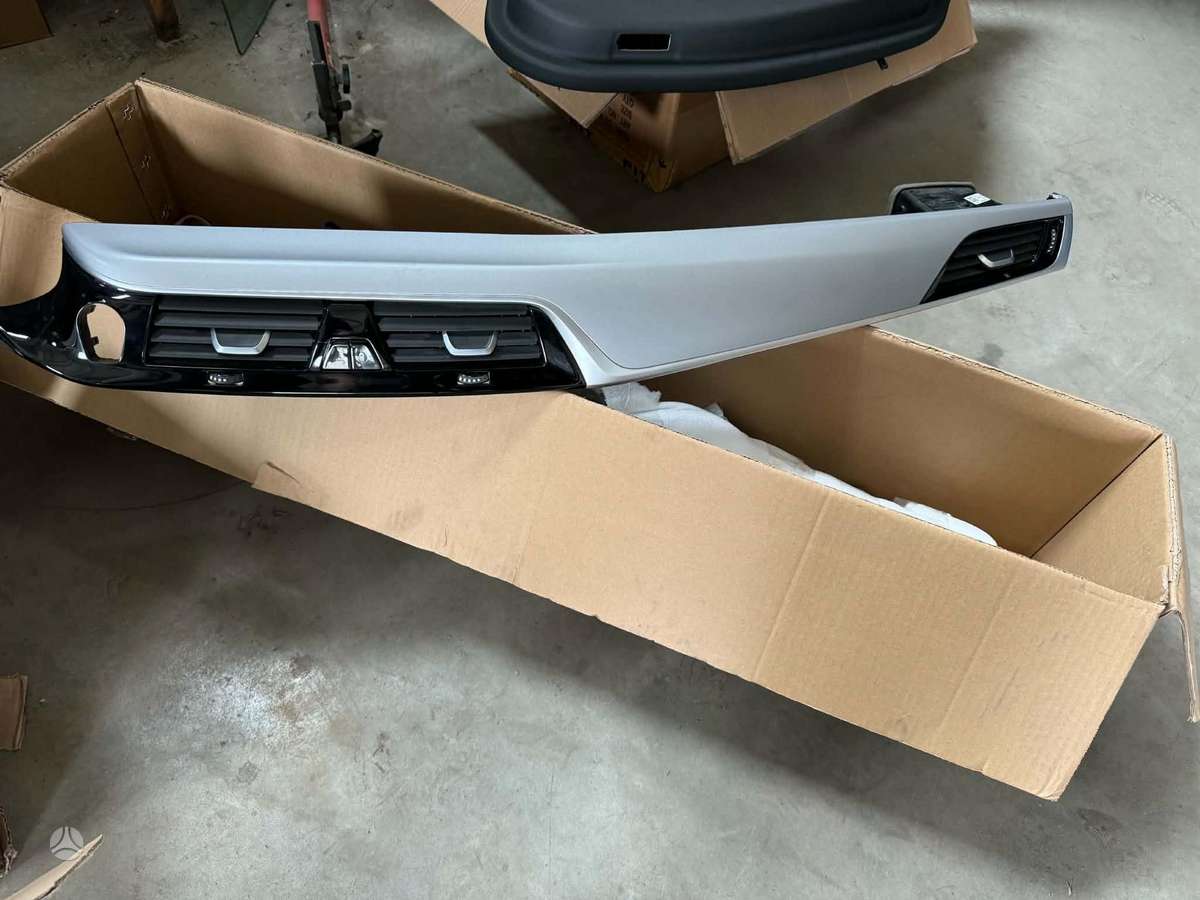 BMW 530 interior parts