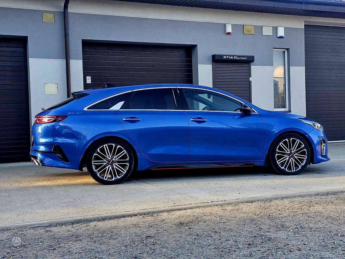 Kia ProCeed, 1.6 l., hatchback