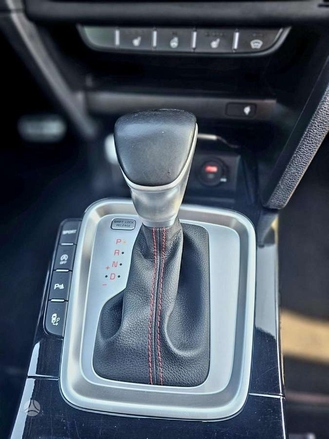 Kia ProCeed, 1.6 l., hatchback