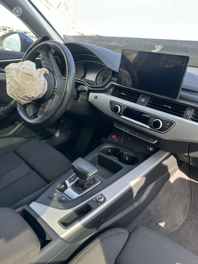 Audi A4, 2.0 l., universalas