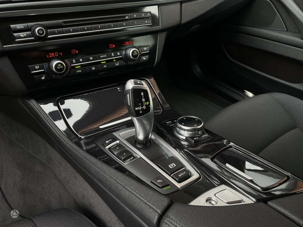 BMW 520, 2.0 l., universalas