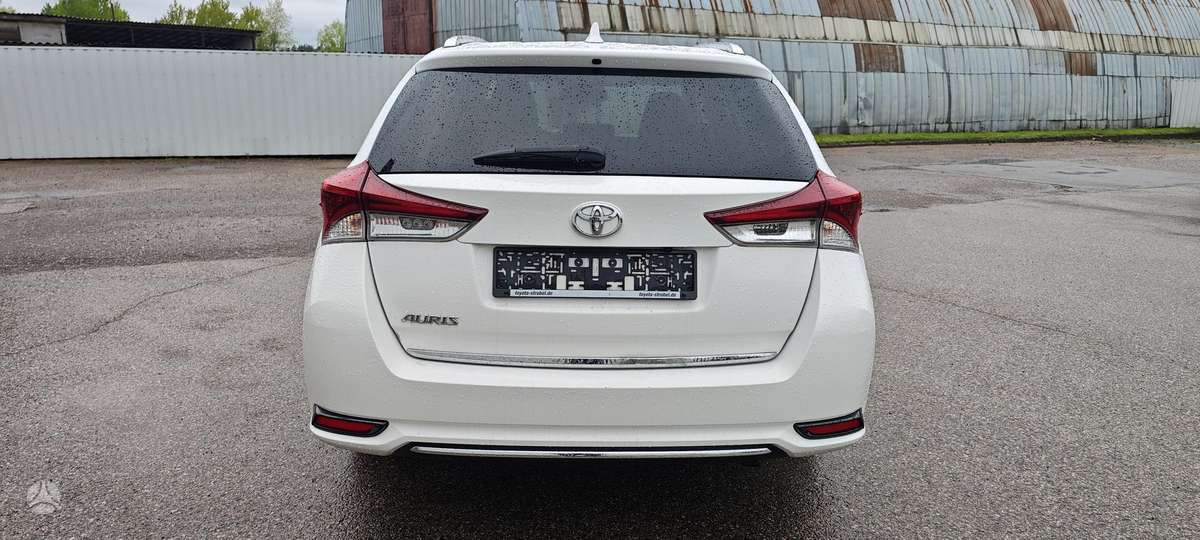 Toyota Auris, 1.2 l., wagon