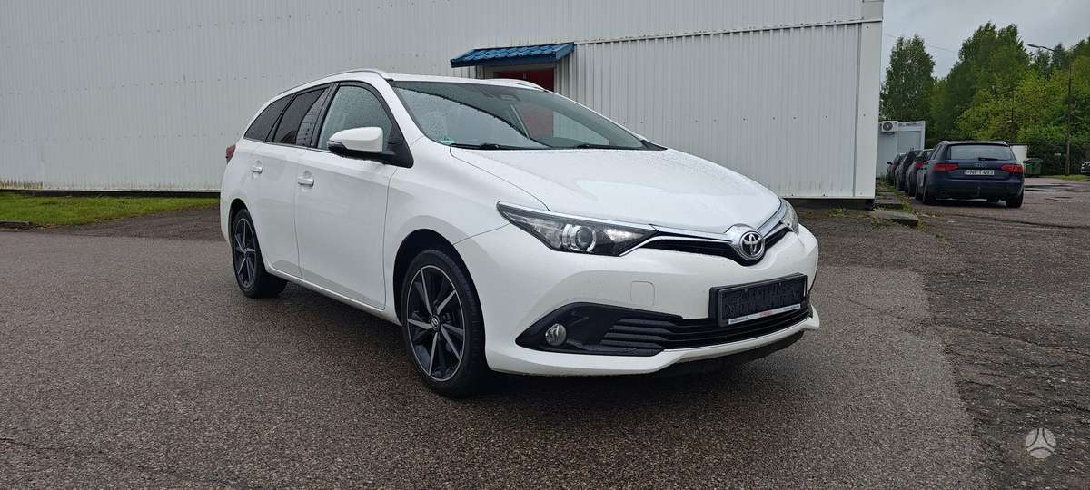 Toyota Auris, 1.2 l., wagon