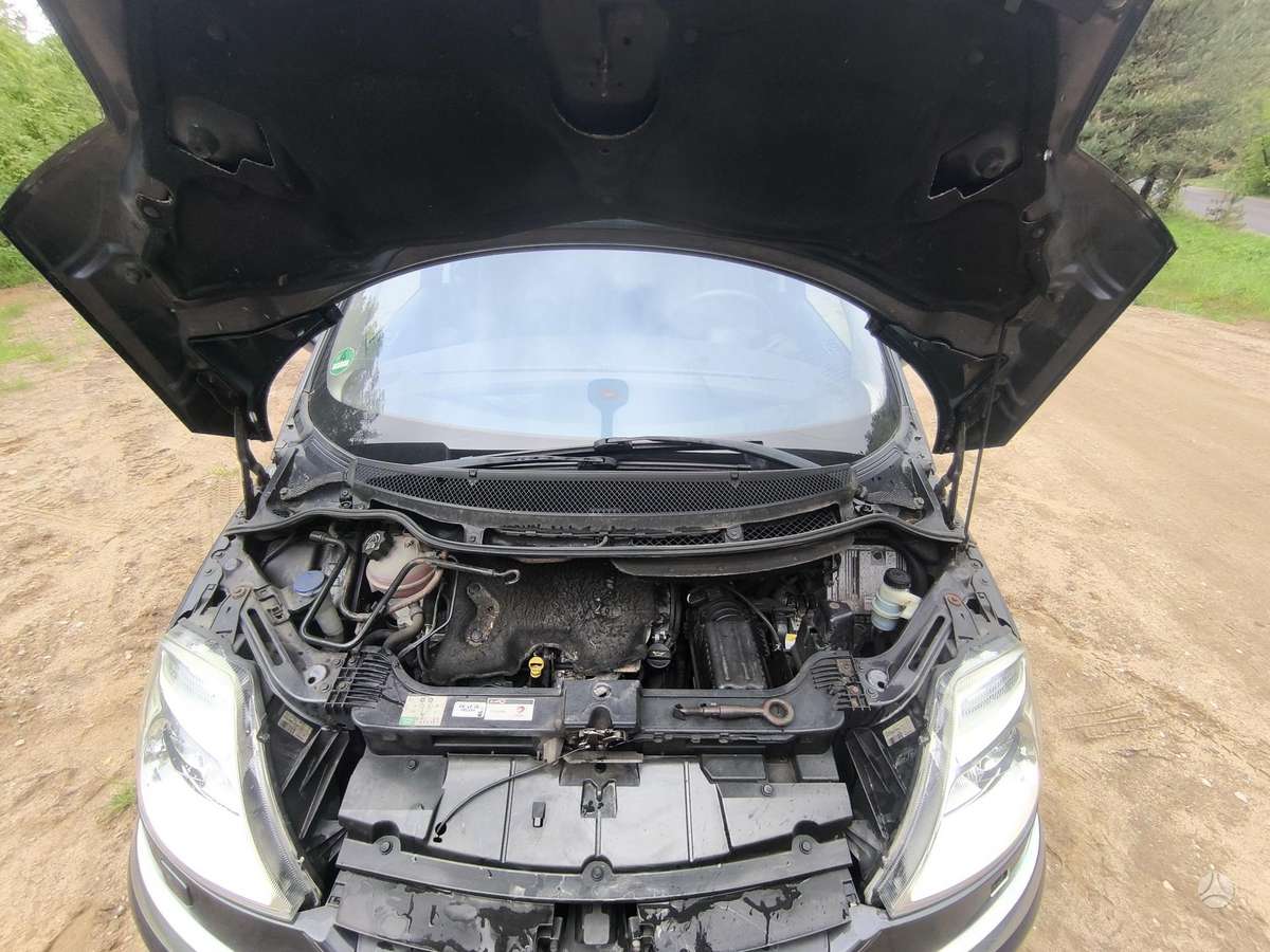 Citroen C8, 2.2 l., Минивэн