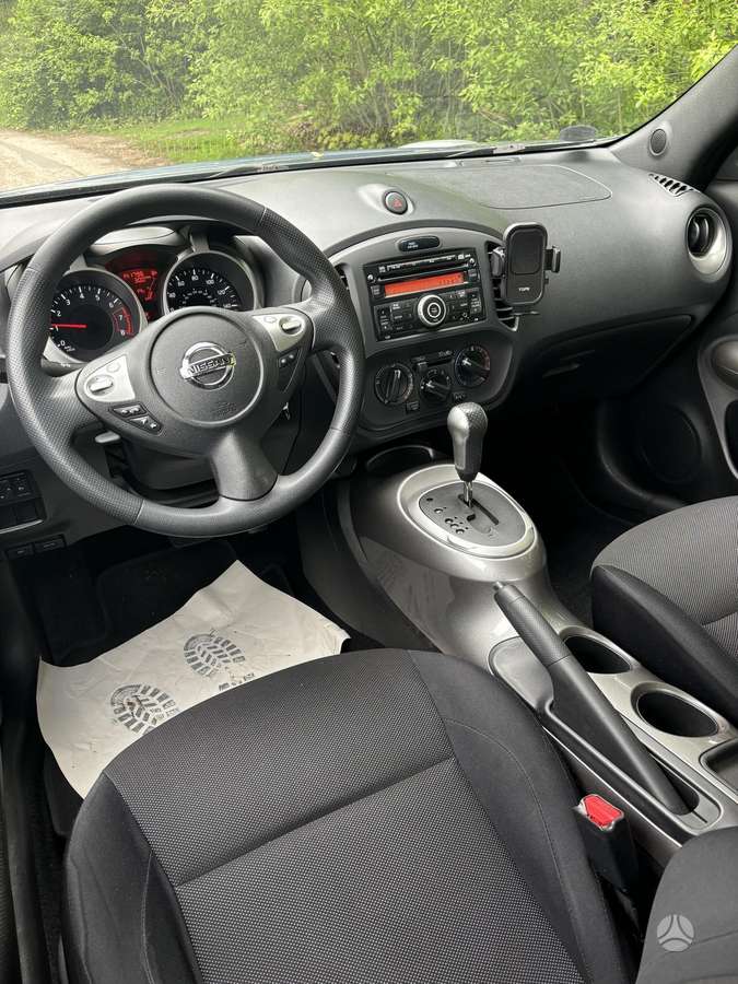 Nissan Juke, 1.6 l., Минивэн