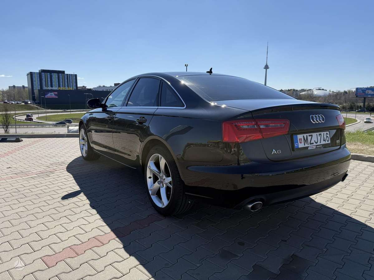 Audi A6, 3.0 l., Седан