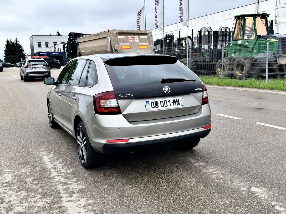 Škoda Rapid - 9