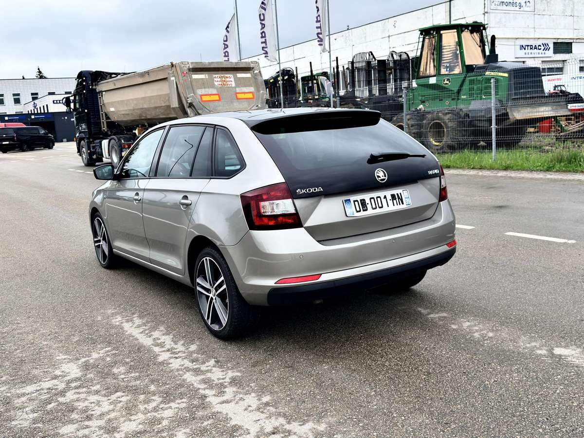 Škoda Rapid - 11