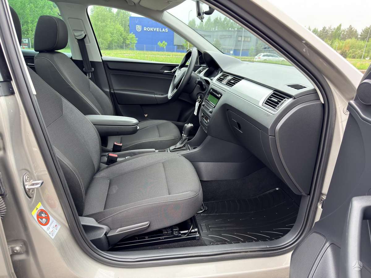 Skoda Rapid, 1.6 l., hatchback